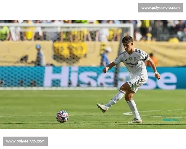 穆尼奥斯:师从皇马传奇,阿隆索点燃青春风暴 穆尼奥斯:师从皇马传奇,阿隆索点燃青春风暴