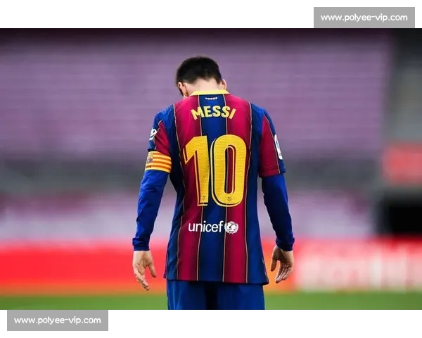 梅西帽子戏法！巴萨红蓝风暴席卷诺坎普，经典对决载入史册